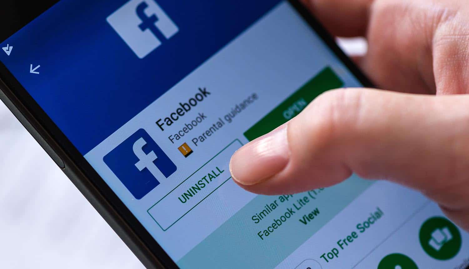 Uninstall Facebook app for Android smartphones from Google Play Store