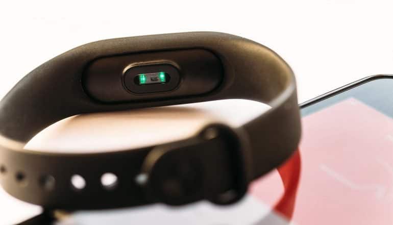 Fitness activity tracker and smartphone shows implication of health data privacy