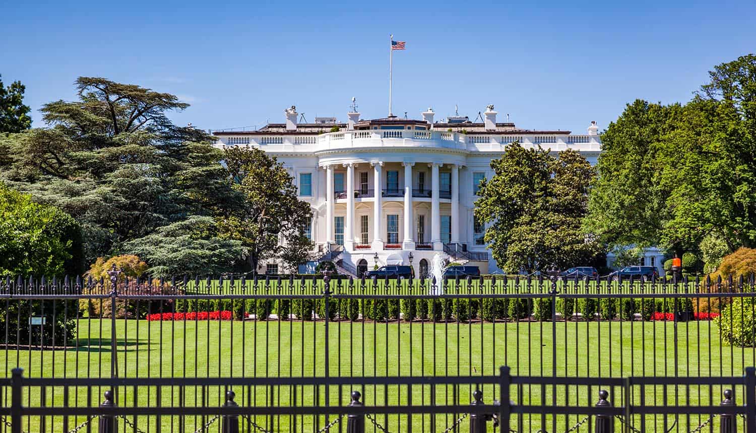 Picture of the white house showing the White House’s exposure to cyber attacks with the exodus of cyber security team