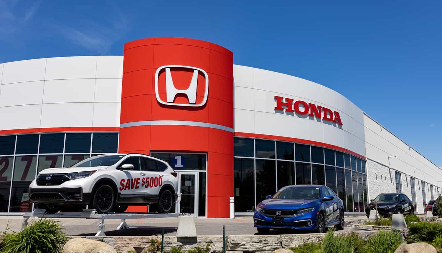 Honda car dealership showing replay attack on keyless entry systems