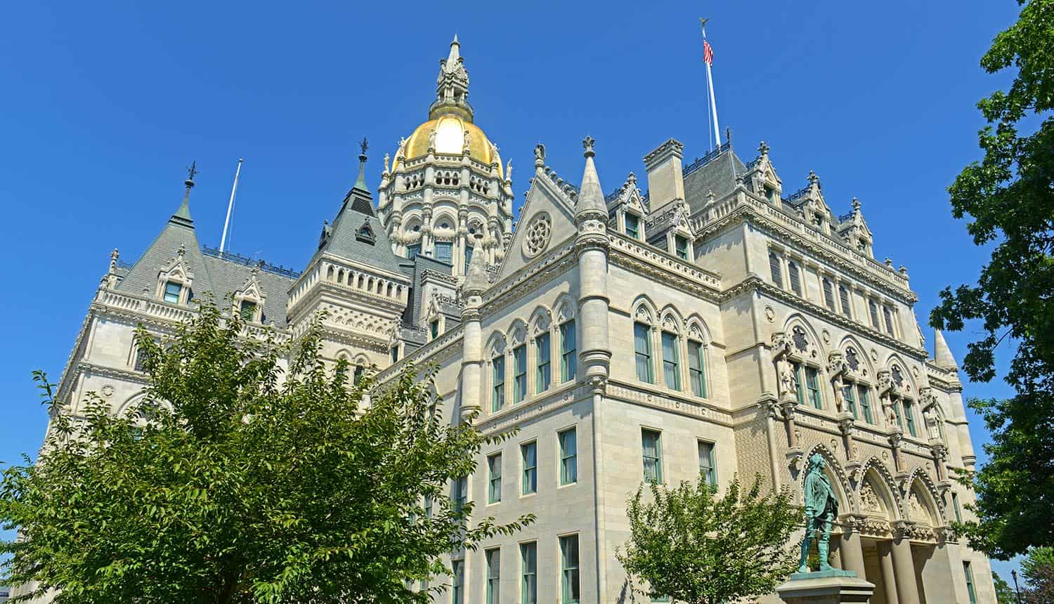 Connecticut State Capitol building showing state privacy law