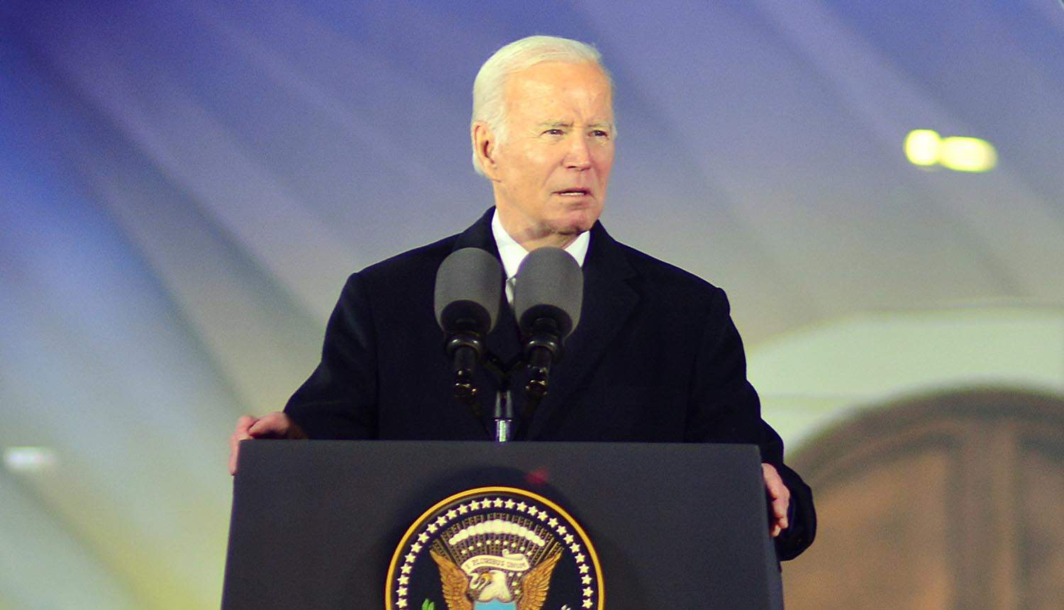 President Joe Biden giving speech showing cybersecurity strategy