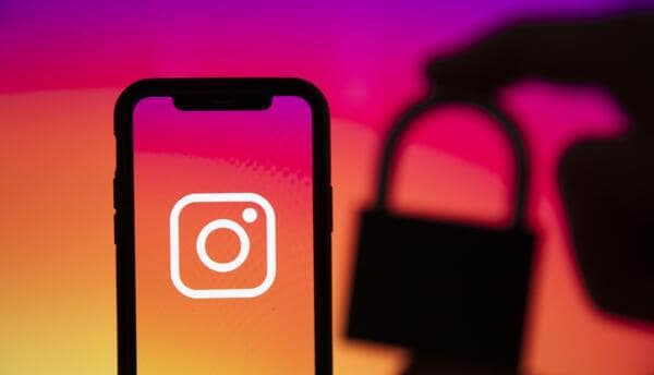 Illustration of Securing Instagram Account From Data Breach