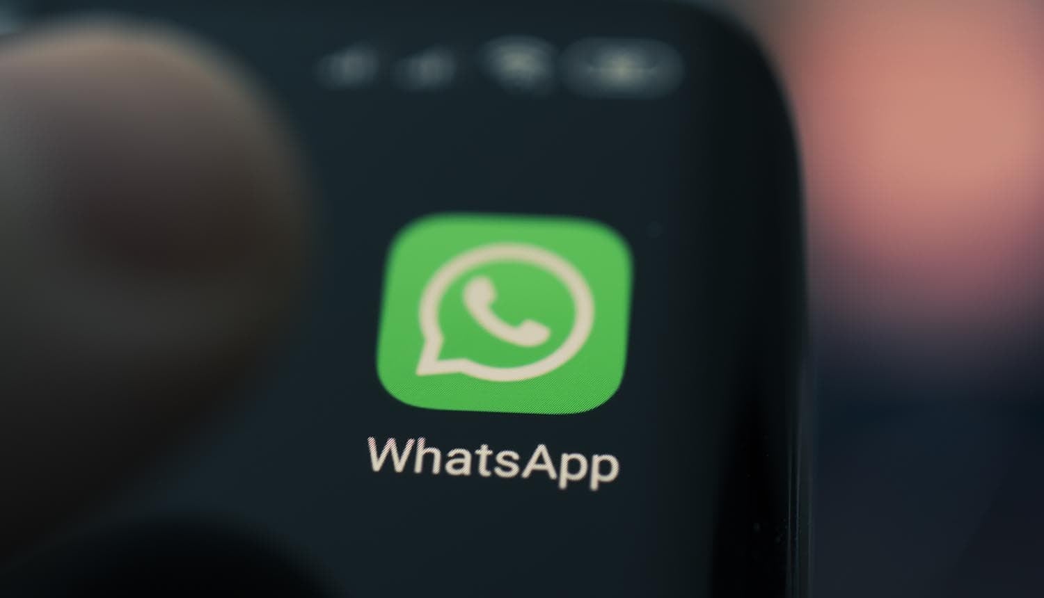 WhatsApp Icon on the screen showing phishing campaign by Russian hackers