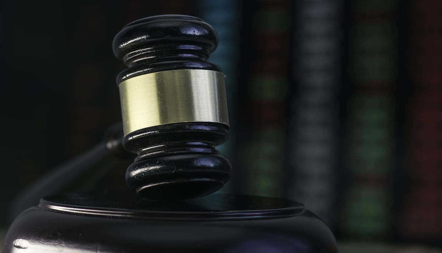 Hammer showing privacy lawsuit for AI smart glasses